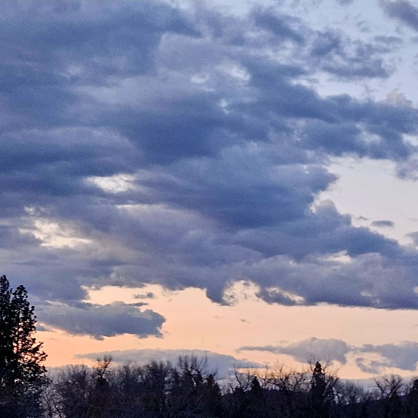 March has a really undecided sky.